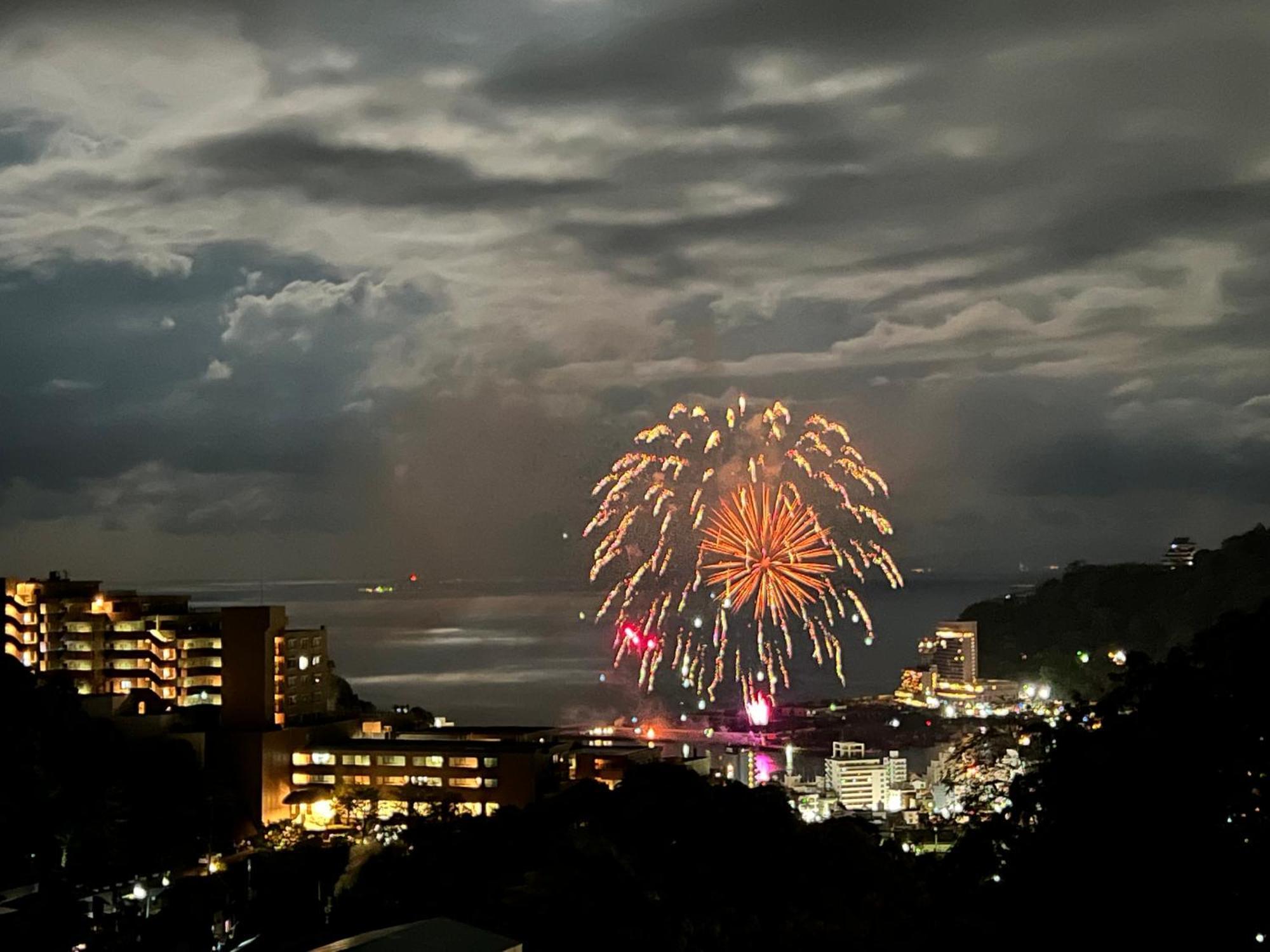 熱海温泉　実の別荘 Atami  Εξωτερικό φωτογραφία